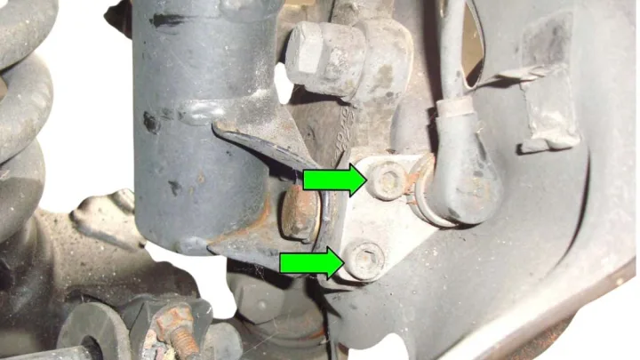 Wheel Speed Sensor Symptoms Mercedes: Spot the Signs